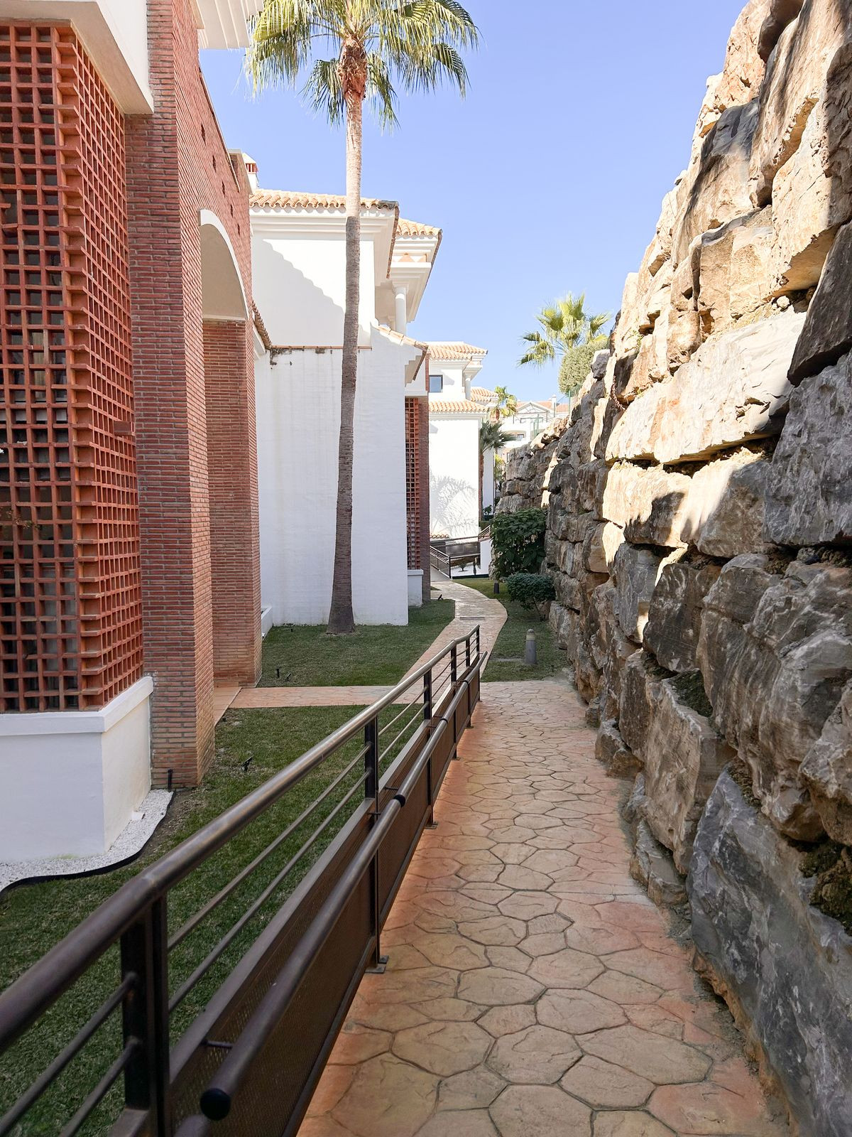 2 Bed Apartment for sale in Casares Costa Del Sol, Málaga, Spain