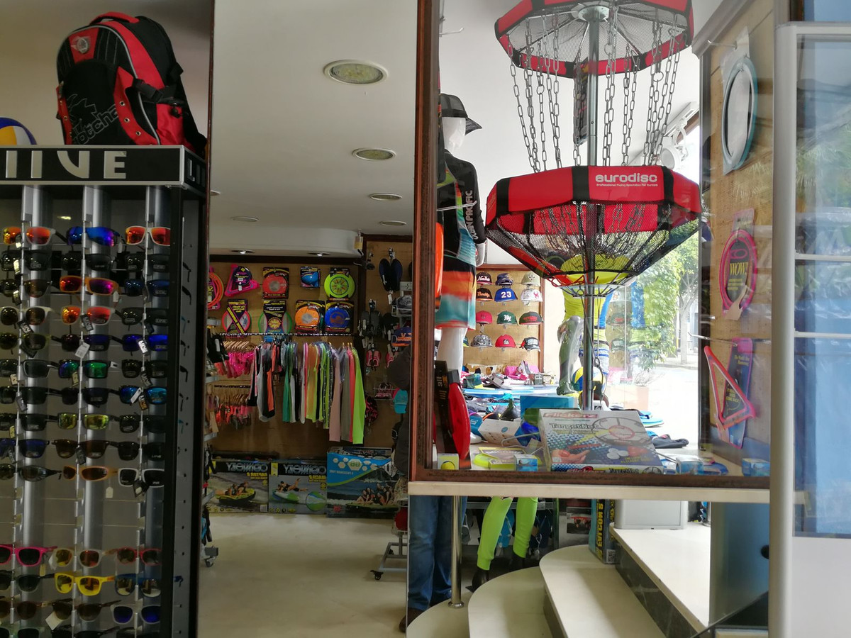 Commercial unit for sale in Puerto Banús Costa Del Sol, Málaga, Spain