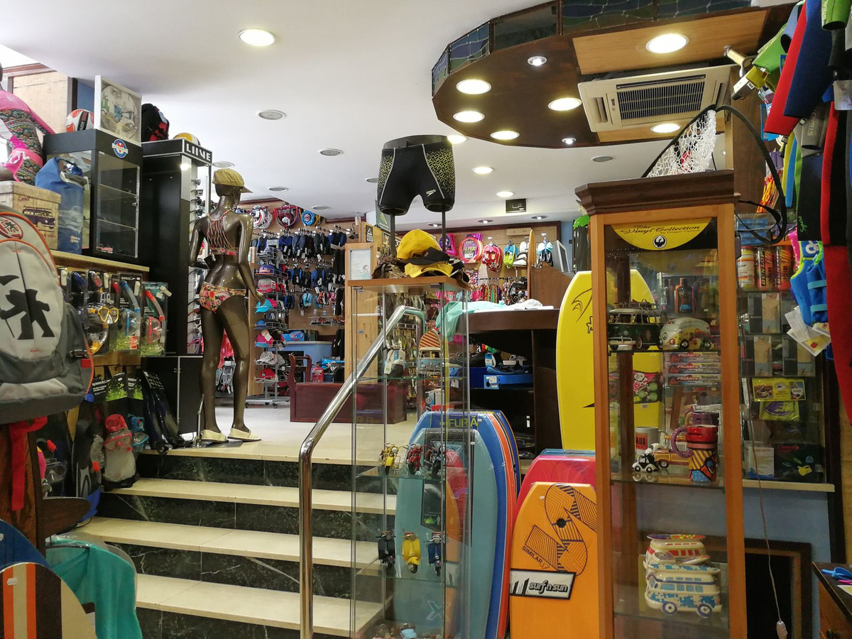 Commercial unit for sale in Puerto Banús Costa Del Sol, Málaga, Spain