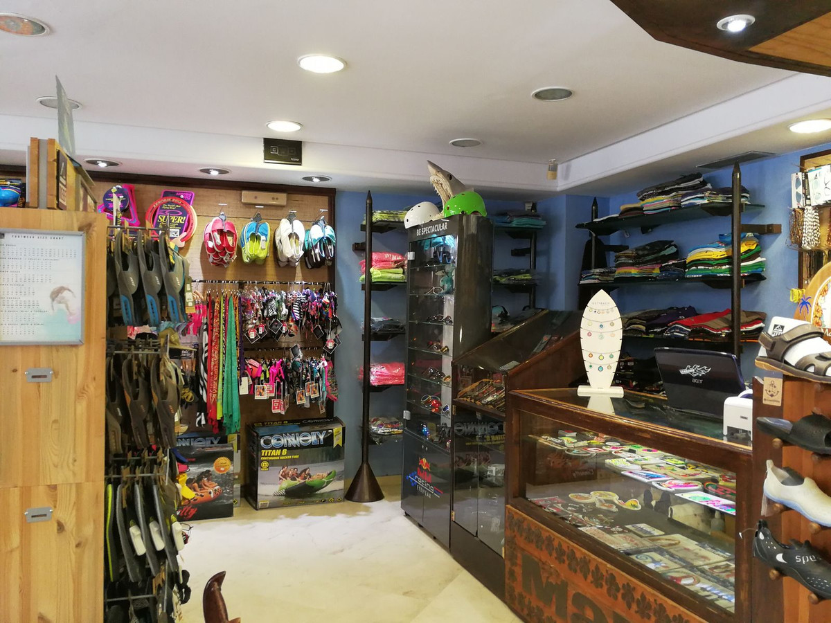 Commercial unit for sale in Puerto Banús Costa Del Sol, Málaga, Spain