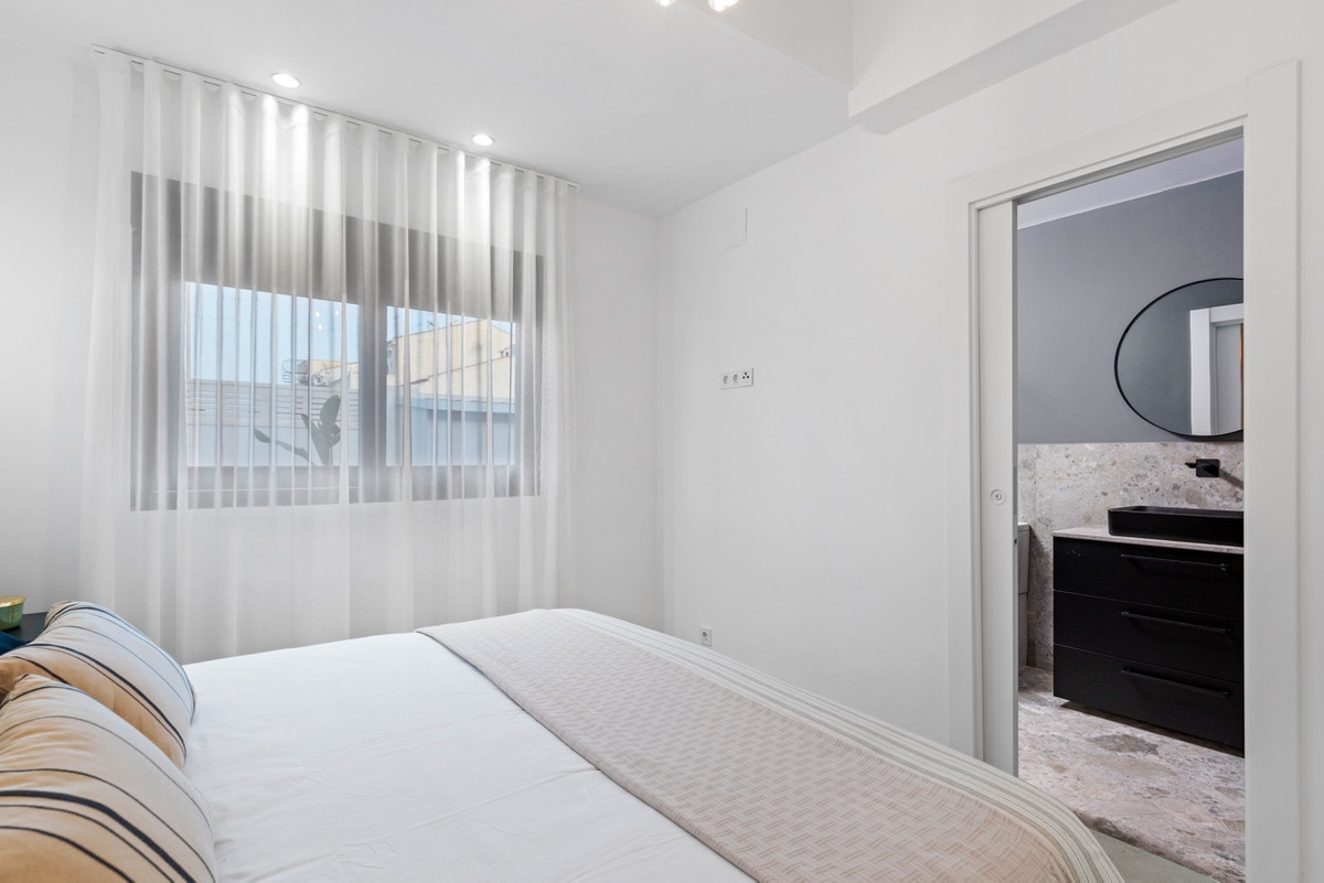 Se vende Villa - Chalet de 3 dormitorios en Costa Blanca, Alicante, España