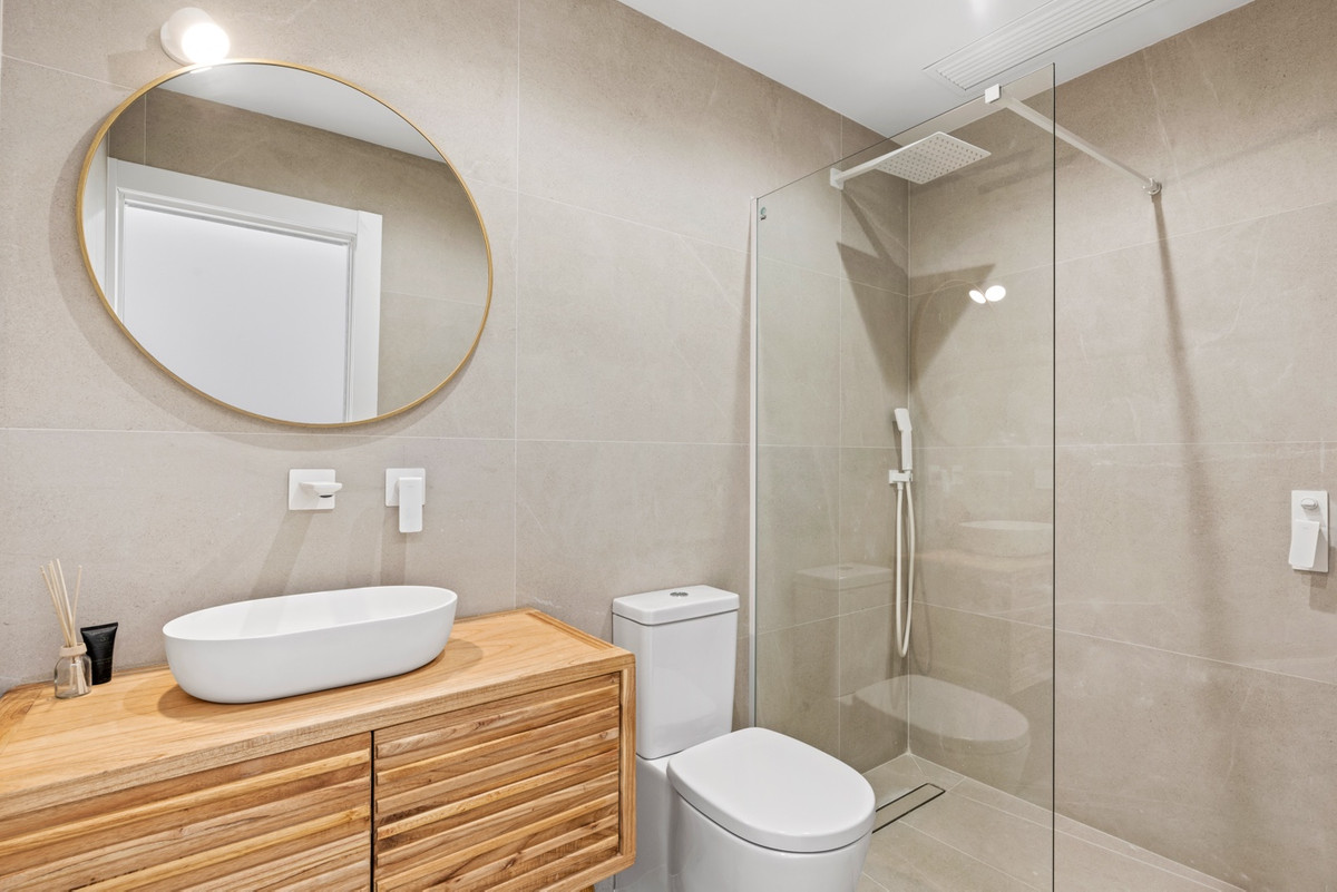 Se vende Villa - Chalet de 3 dormitorios en Costa Blanca, Alicante, España