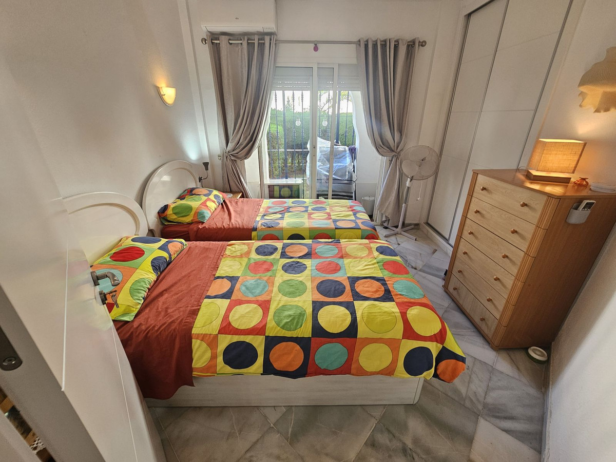 2 Bed Apartment for sale in Calahonda Costa Del Sol, Málaga, Spain