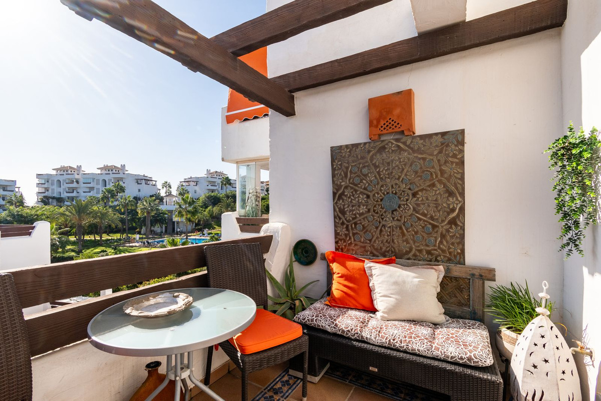 Se vende Apartamento Planta Media de 3 dormitorios en Costa Del Sol, Málaga, España
