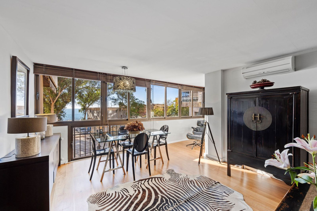 4 Bed Apartment for sale in Cerrado De Calderón Málaga Ciudad, Málaga, Spain