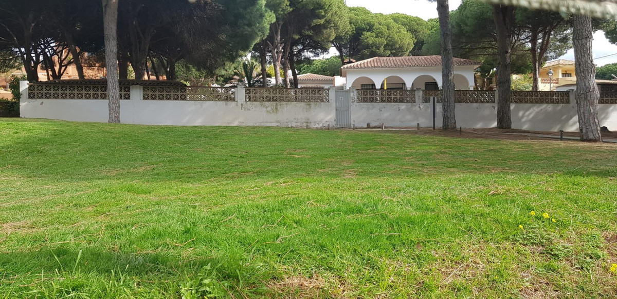 2 Bed Townhouse for sale in Artola Costa Del Sol, Málaga, Spain