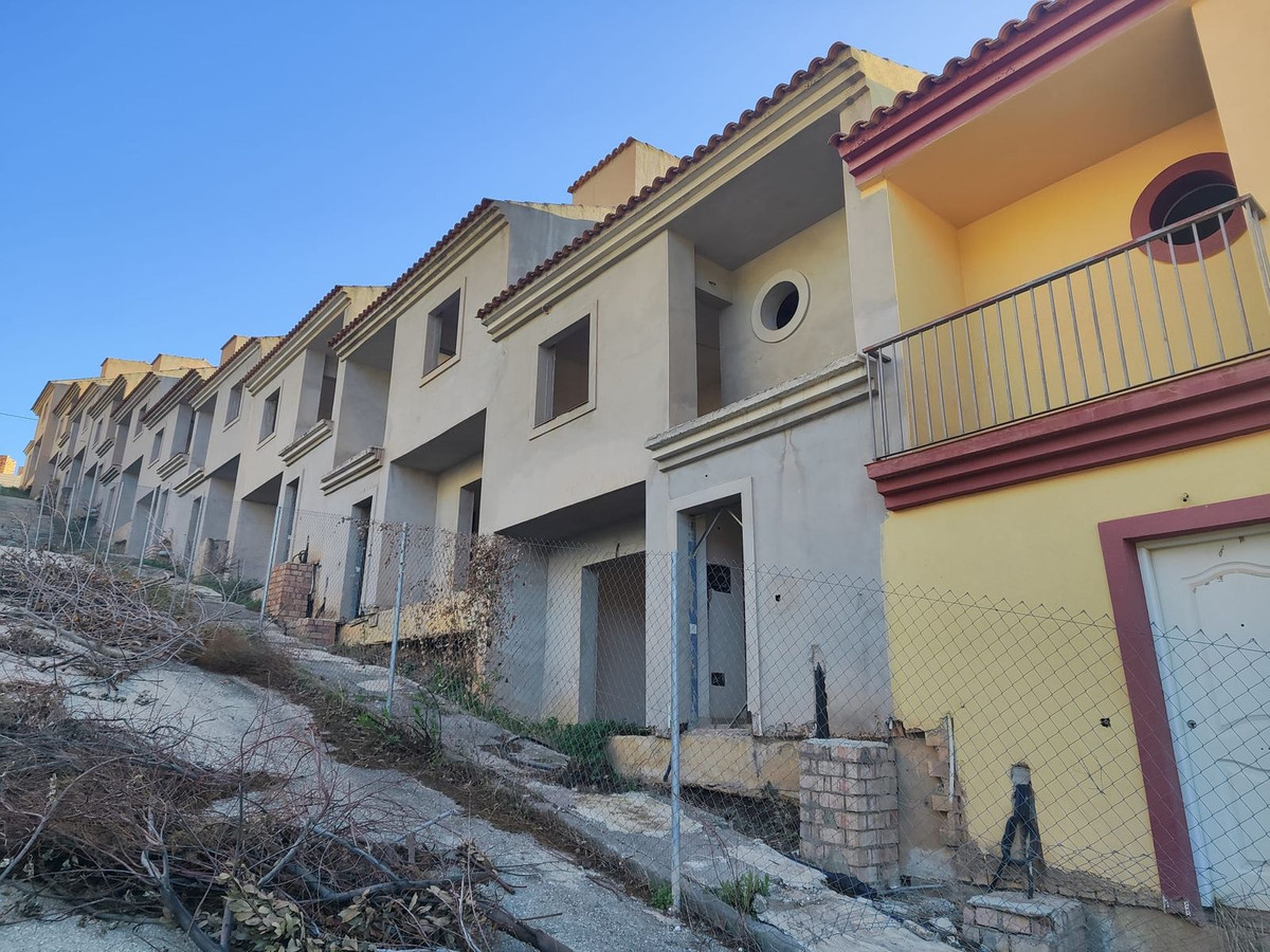 Se vende Pareada de 3 dormitorios en Costa Del Sol East, Málaga, España
