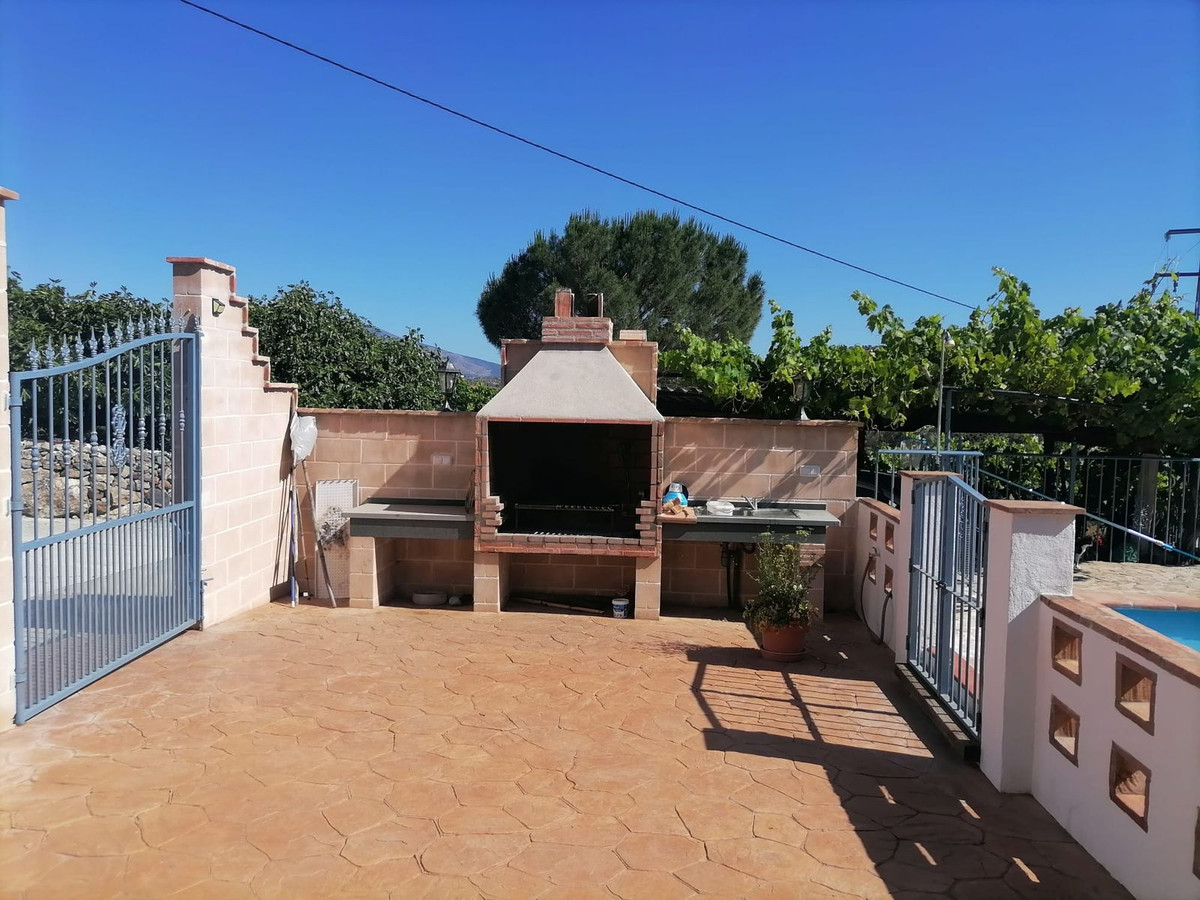 4 Bed Townhouse for sale in Coín Costa Del Sol, Málaga, Spain