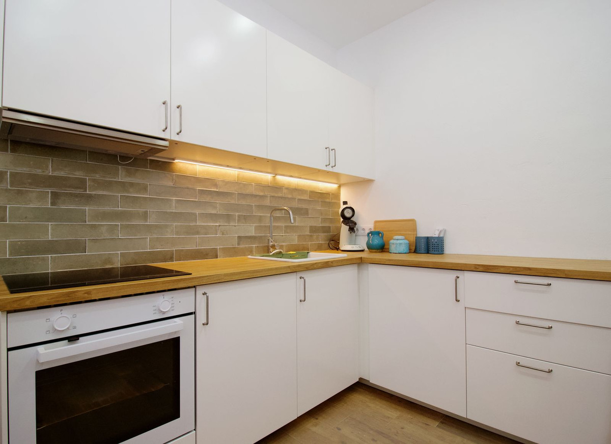 5 Bed Townhouse for sale in Coín Costa Del Sol, Málaga, Spain