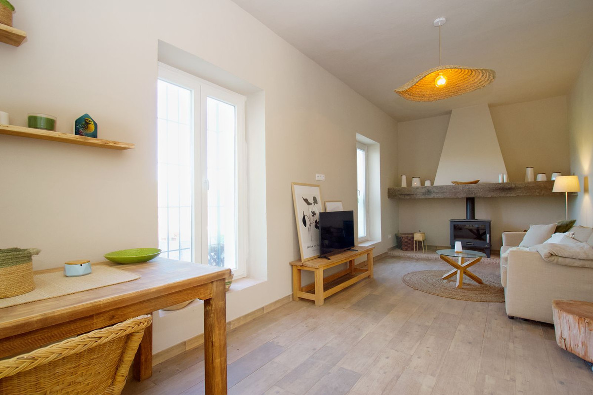 5 Bed Townhouse for sale in Coín Costa Del Sol, Málaga, Spain