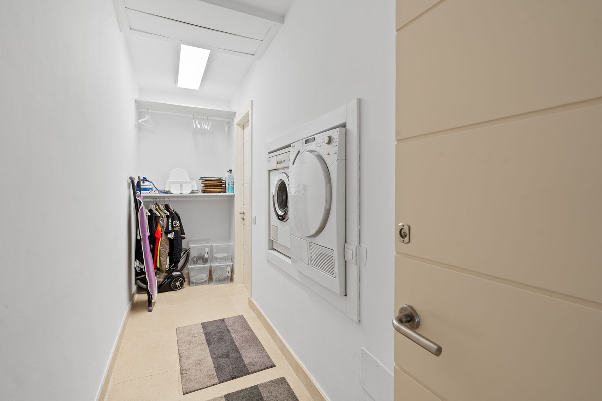 3 Bed Apartment for sale in Los Flamingos Costa Del Sol, Málaga, Spain