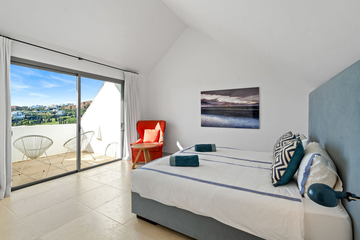 3 Bed Apartment for sale in Los Flamingos Costa Del Sol, Málaga, Spain