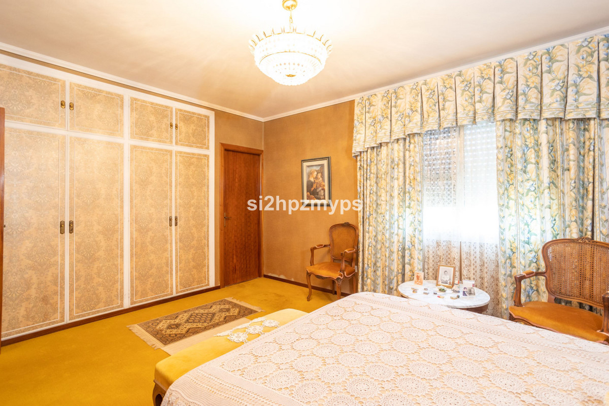 6 Bed Townhouse for sale in Nerja Costa Del Sol East, Málaga, Spain