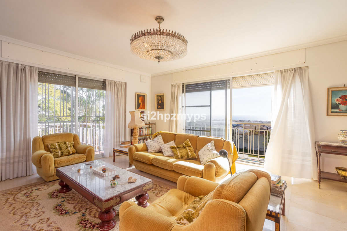 6 Bed Townhouse for sale in Nerja Costa Del Sol East, Málaga, Spain