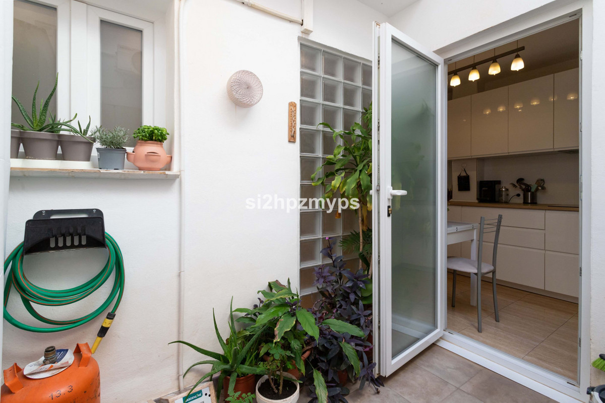 4 Bed Townhouse for sale in Torrox Costa Del Sol East, Málaga, Spain