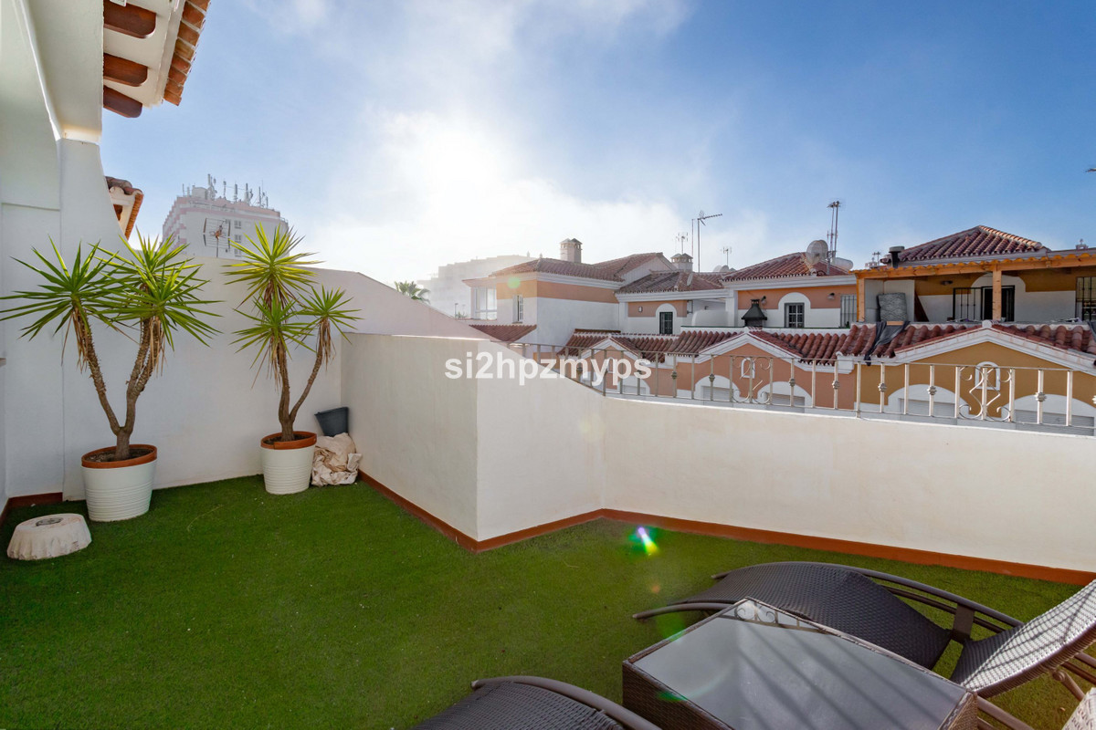 4 Bed Townhouse for sale in Torrox Costa Del Sol East, Málaga, Spain