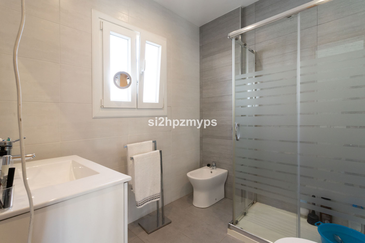 4 Bed Townhouse for sale in Torrox Costa Del Sol East, Málaga, Spain