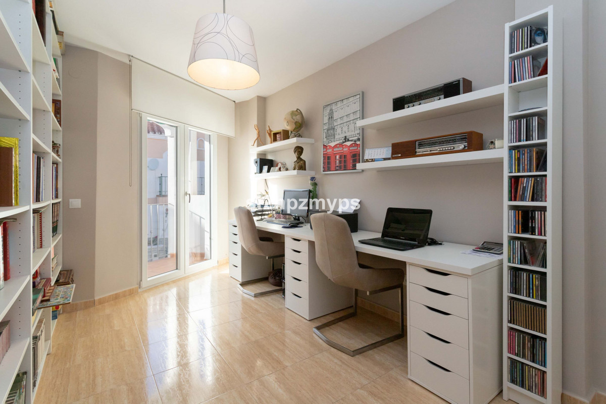 4 Bed Townhouse for sale in Torrox Costa Del Sol East, Málaga, Spain