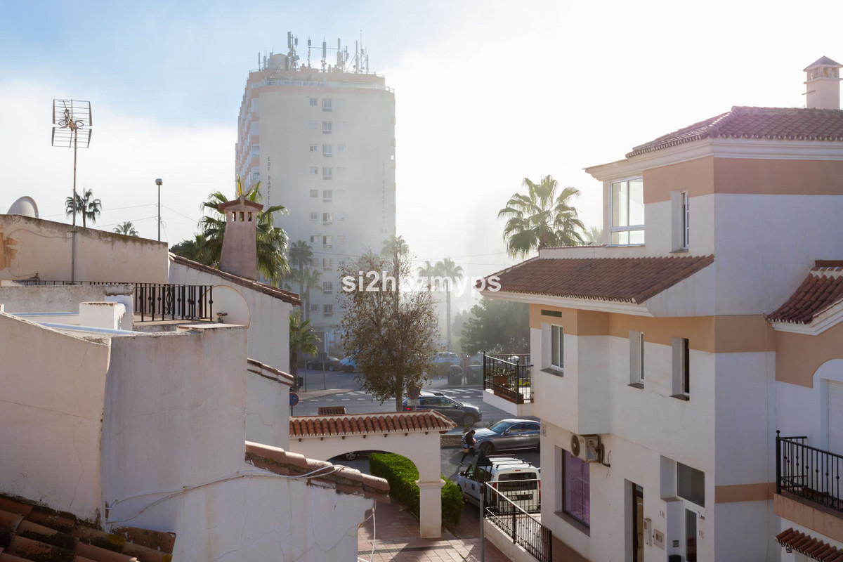 4 Bed Townhouse for sale in Torrox Costa Del Sol East, Málaga, Spain