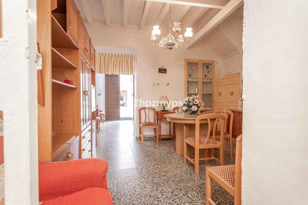 4 Bed Townhouse for sale in Nerja Costa Del Sol East, Málaga, Spain
