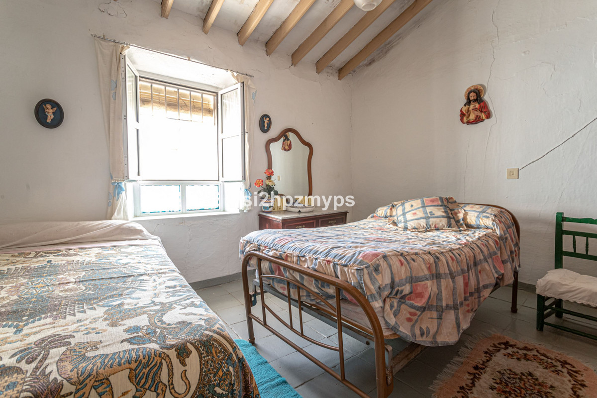 4 Bed Townhouse for sale in Nerja Costa Del Sol East, Málaga, Spain