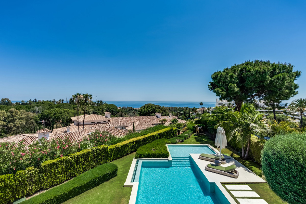 Se vende Villa - Chalet de 5 dormitorios en Costa Del Sol, Málaga, España