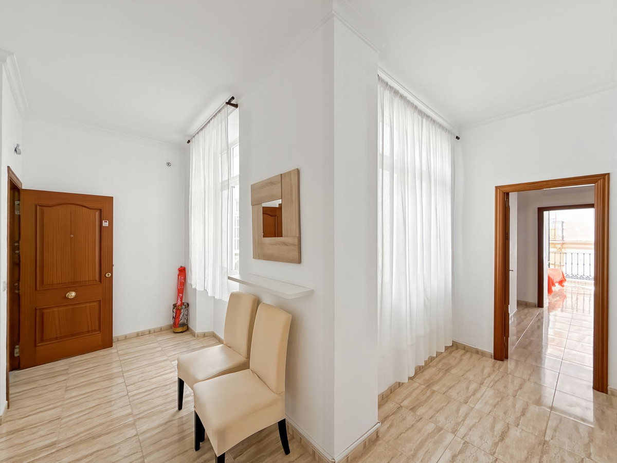 4 Bed Apartment for sale in Centro Histórico Málaga Ciudad, Málaga, Spain
