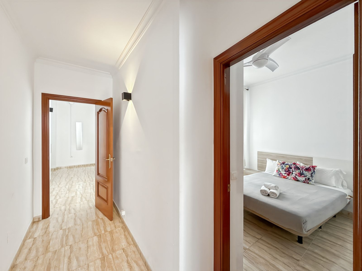 4 Bed Apartment for sale in Centro Histórico Málaga Ciudad, Málaga, Spain