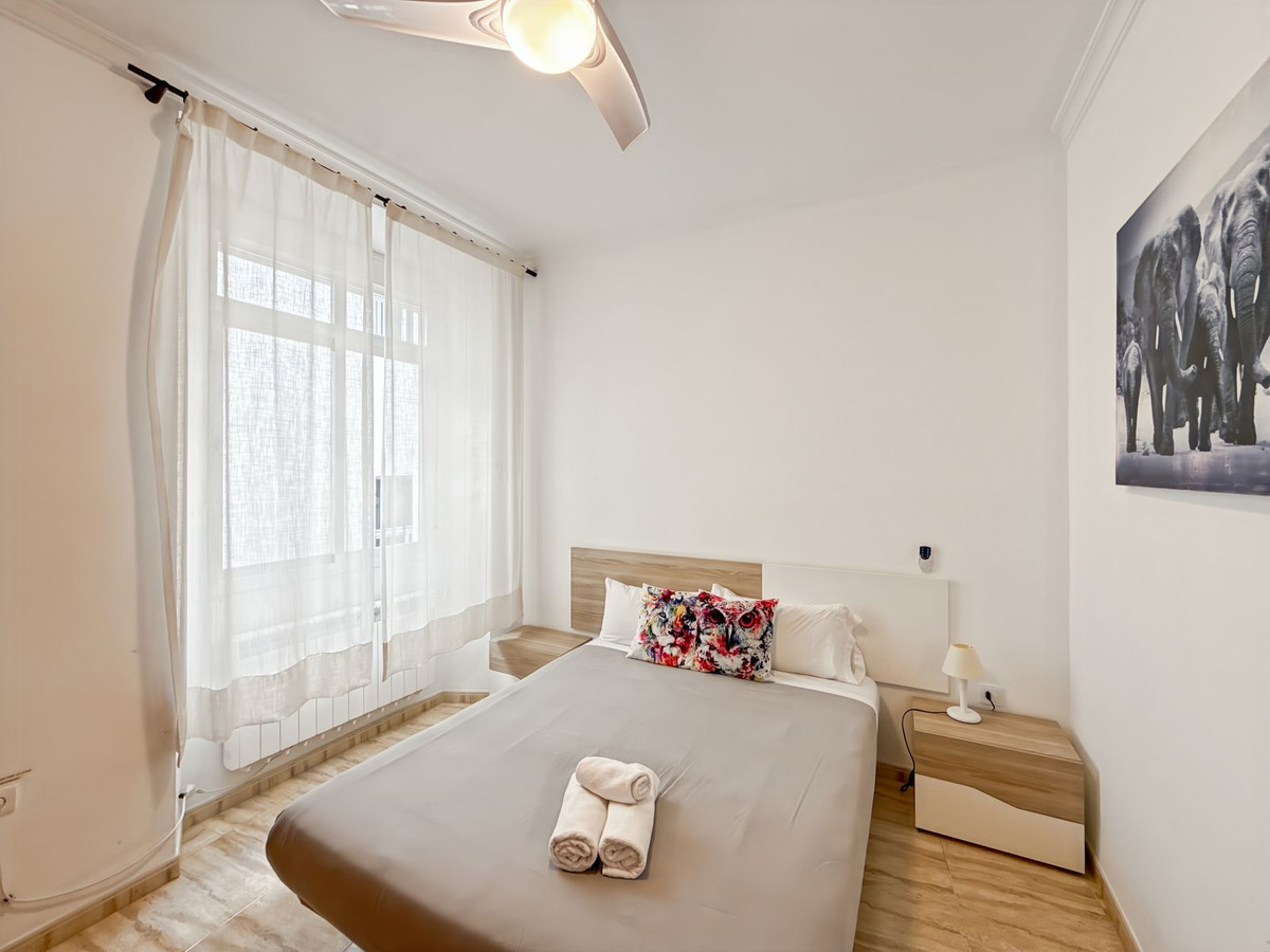 4 Bed Apartment for sale in Centro Histórico Málaga Ciudad, Málaga, Spain