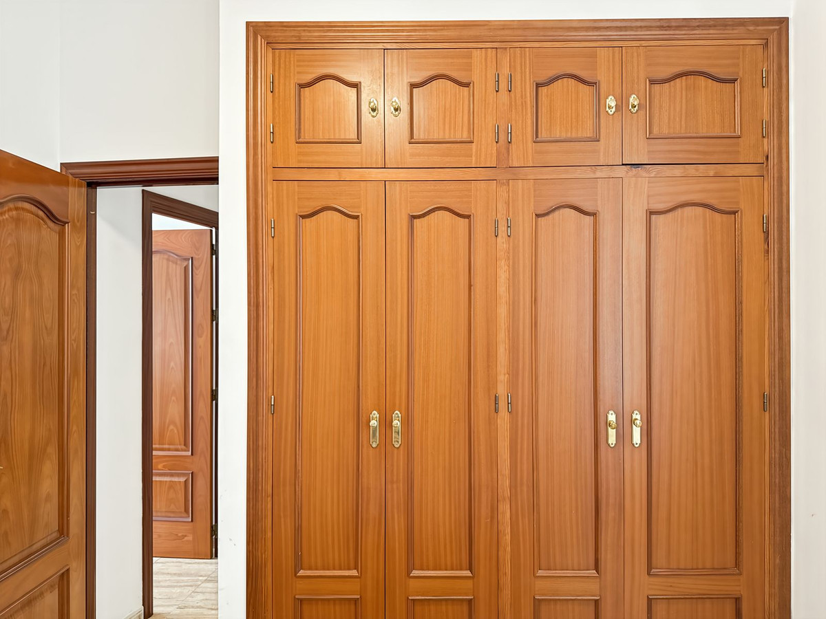4 Bed Apartment for sale in Centro Histórico Málaga Ciudad, Málaga, Spain