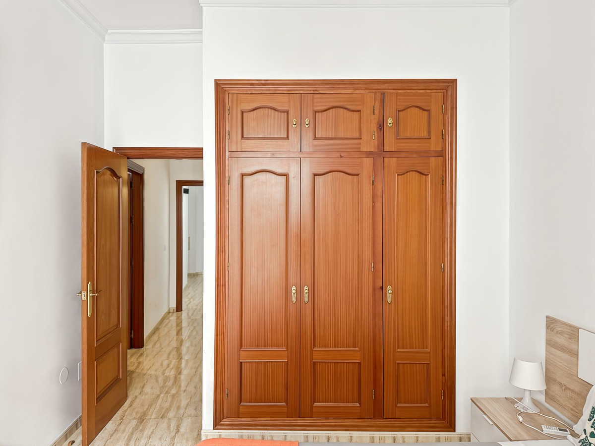 4 Bed Apartment for sale in Centro Histórico Málaga Ciudad, Málaga, Spain