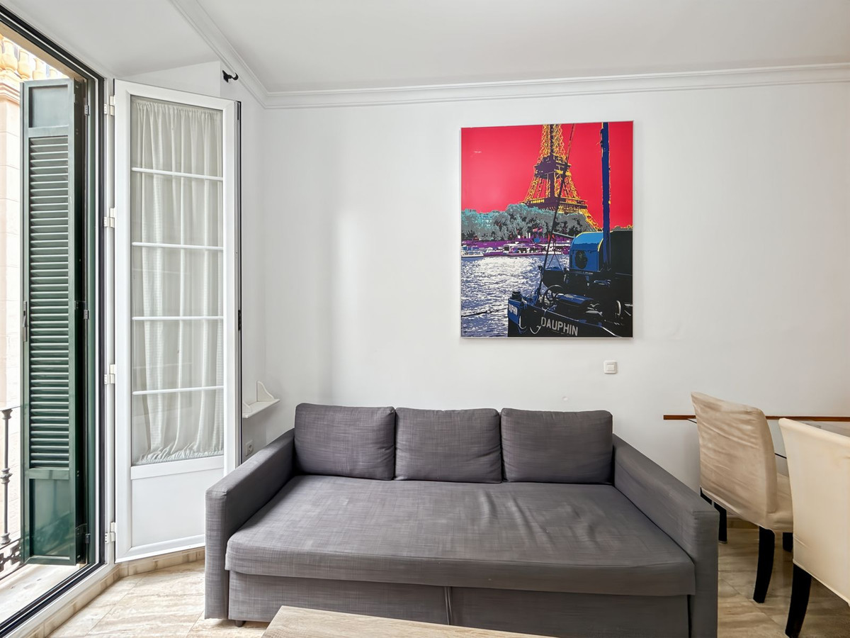 4 Bed Apartment for sale in Centro Histórico Málaga Ciudad, Málaga, Spain