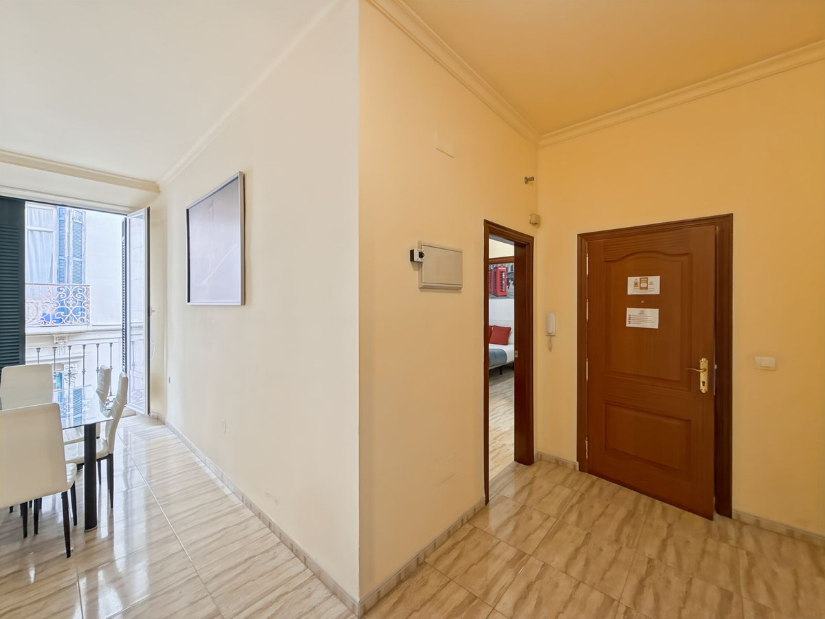 4 Bed Apartment for sale in Centro Histórico Málaga Ciudad, Málaga, Spain