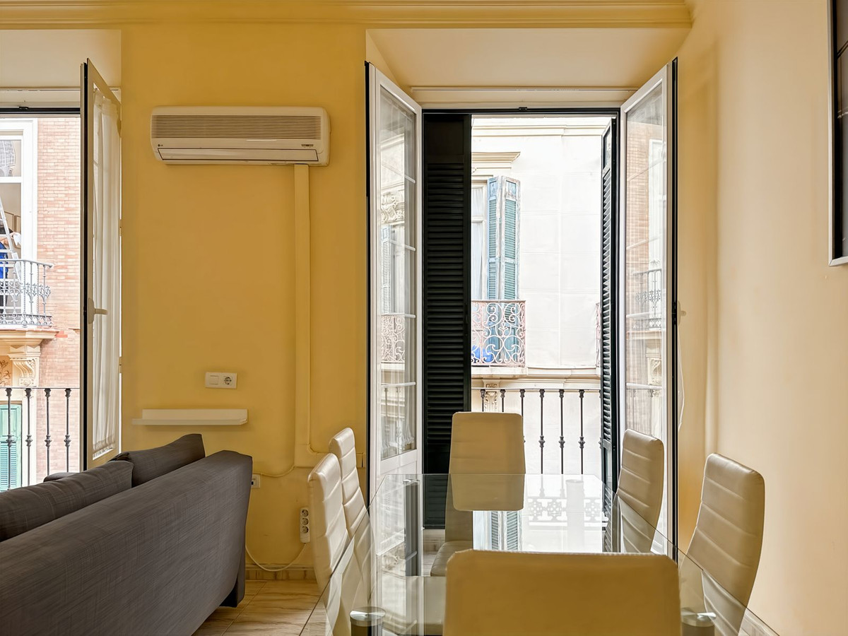 4 Bed Apartment for sale in Centro Histórico Málaga Ciudad, Málaga, Spain