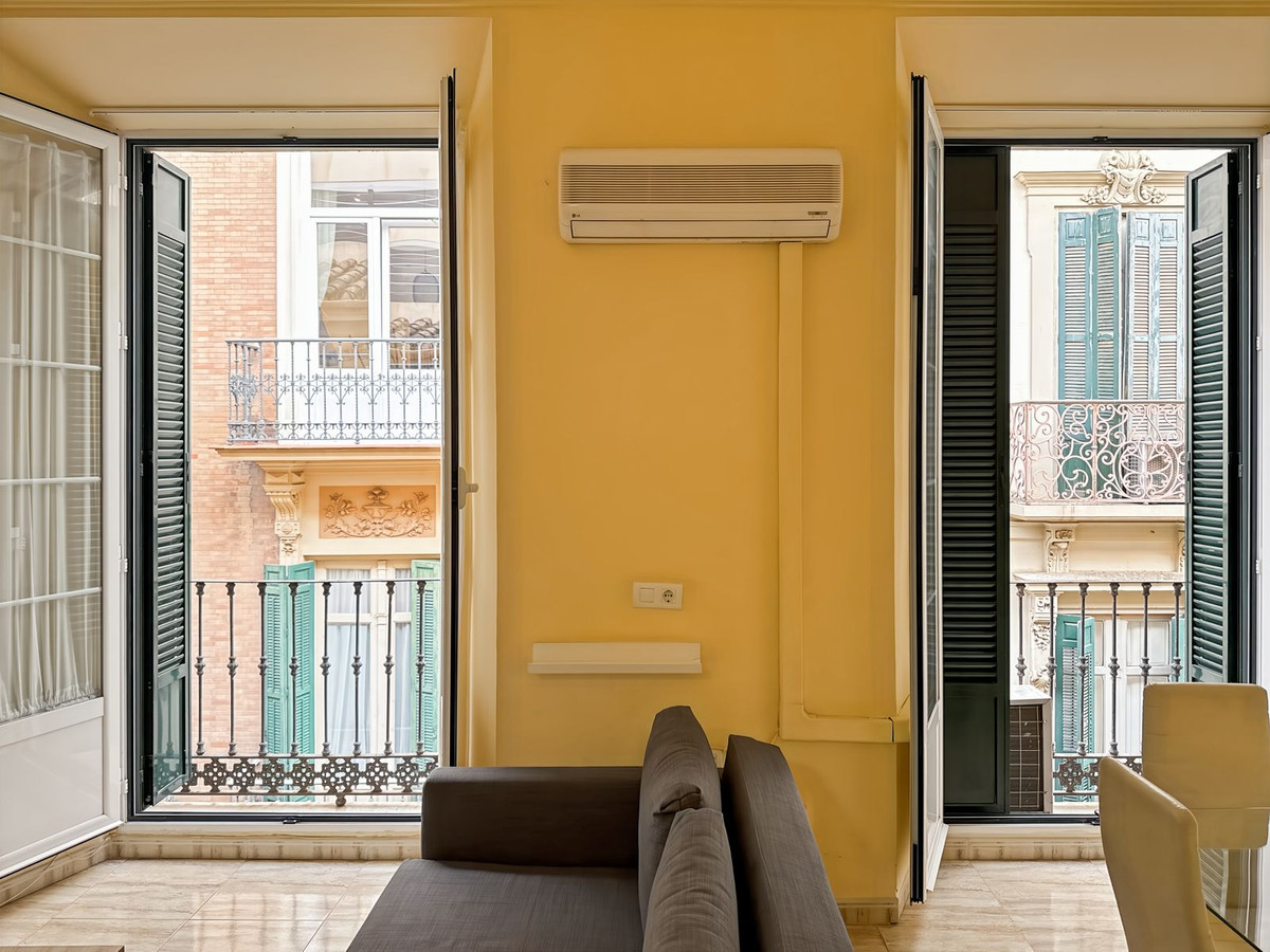 4 Bed Apartment for sale in Centro Histórico Málaga Ciudad, Málaga, Spain