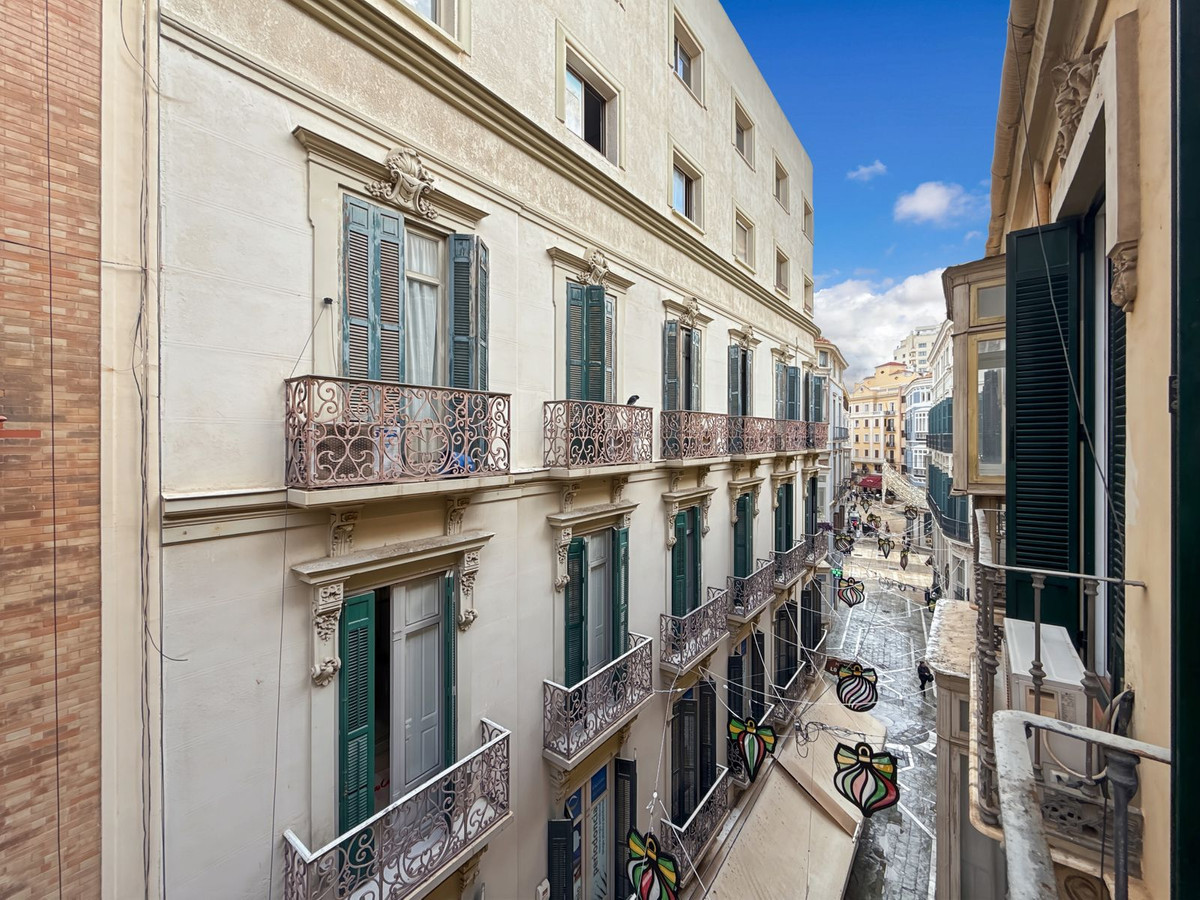 4 Bed Apartment for sale in Centro Histórico Málaga Ciudad, Málaga, Spain