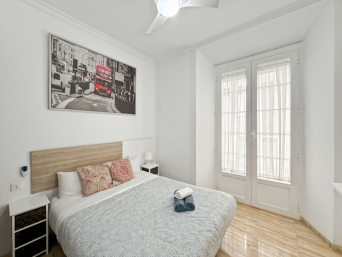 4 Bed Apartment for sale in Centro Histórico Málaga Ciudad, Málaga, Spain