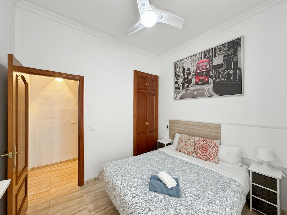 4 Bed Apartment for sale in Centro Histórico Málaga Ciudad, Málaga, Spain
