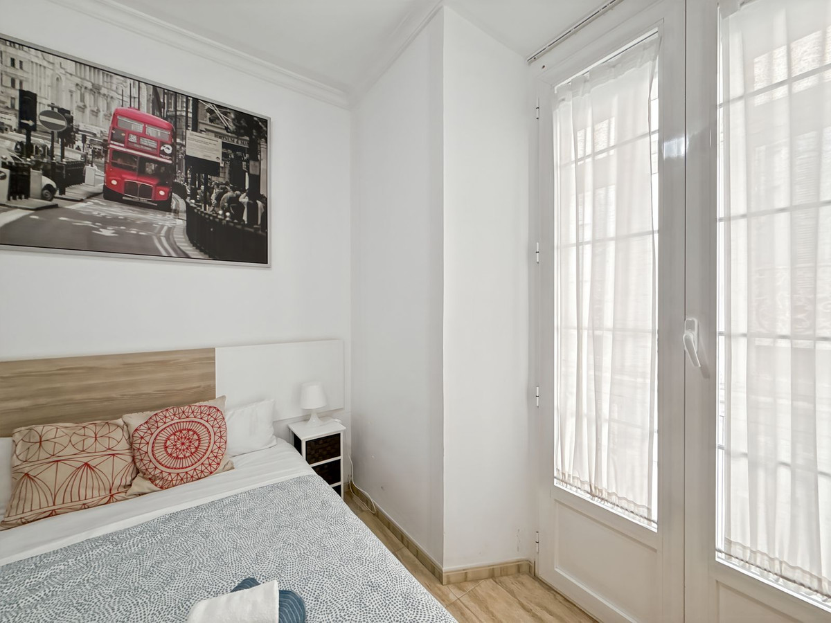 4 Bed Apartment for sale in Centro Histórico Málaga Ciudad, Málaga, Spain