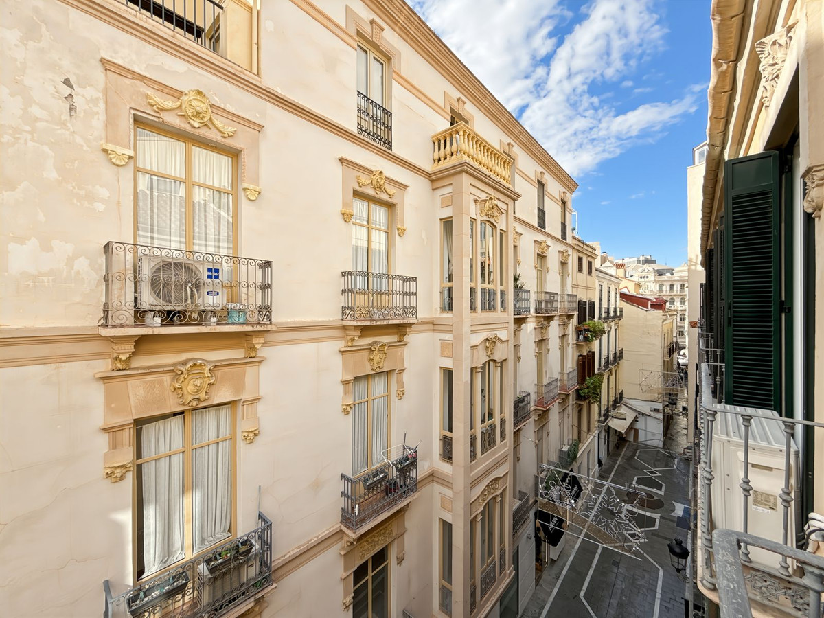 4 Bed Apartment for sale in Centro Histórico Málaga Ciudad, Málaga, Spain