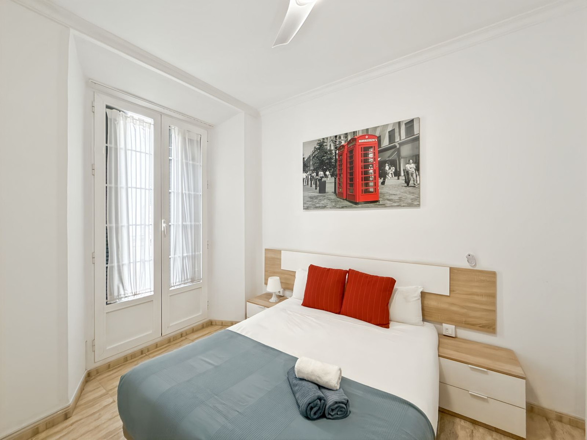 4 Bed Apartment for sale in Centro Histórico Málaga Ciudad, Málaga, Spain