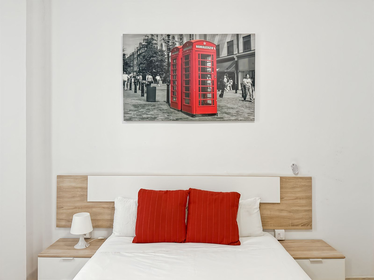 4 Bed Apartment for sale in Centro Histórico Málaga Ciudad, Málaga, Spain