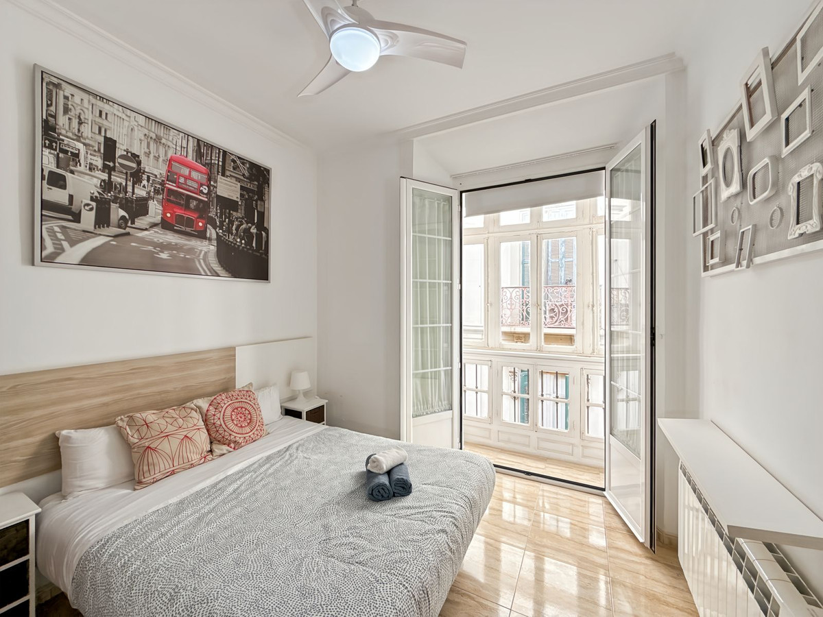 4 Bed Apartment for sale in Centro Histórico Málaga Ciudad, Málaga, Spain
