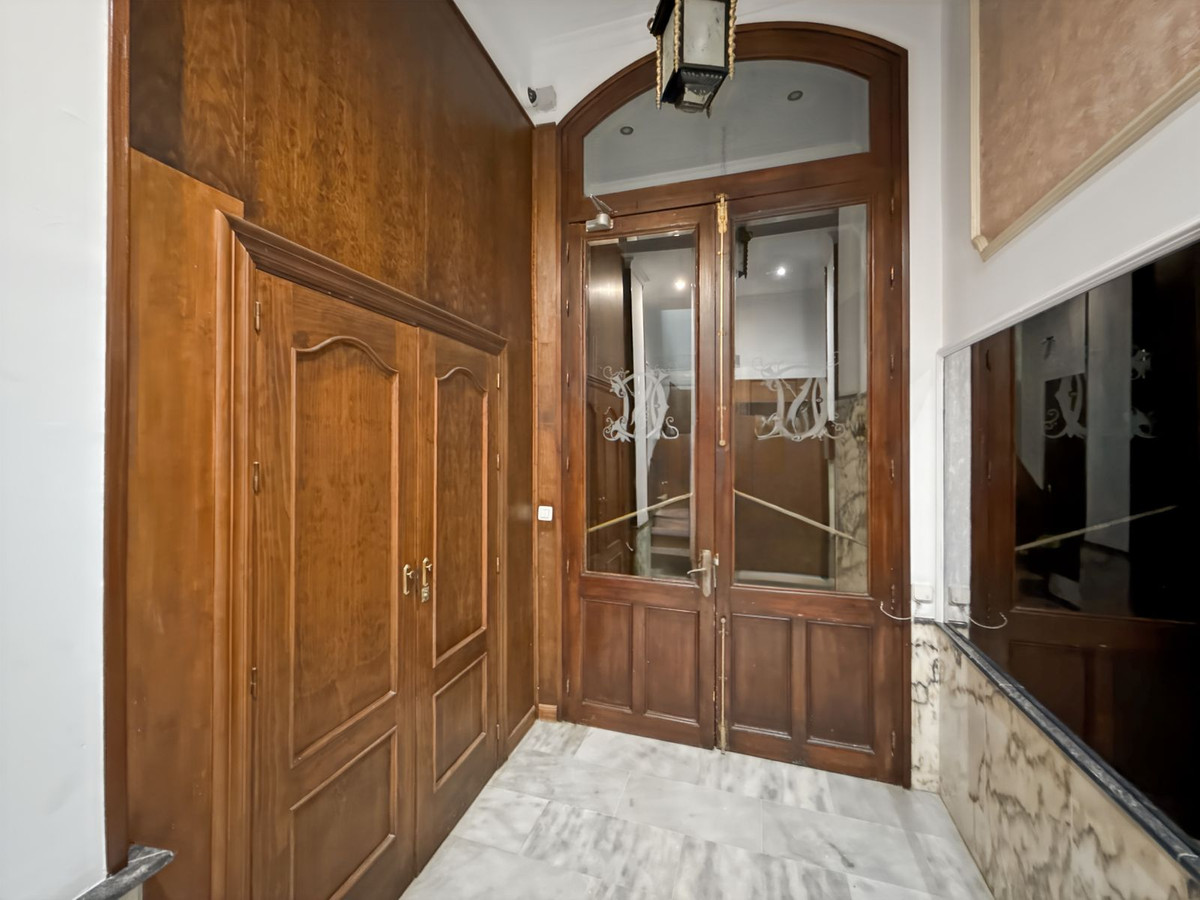 4 Bed Apartment for sale in Centro Histórico Málaga Ciudad, Málaga, Spain