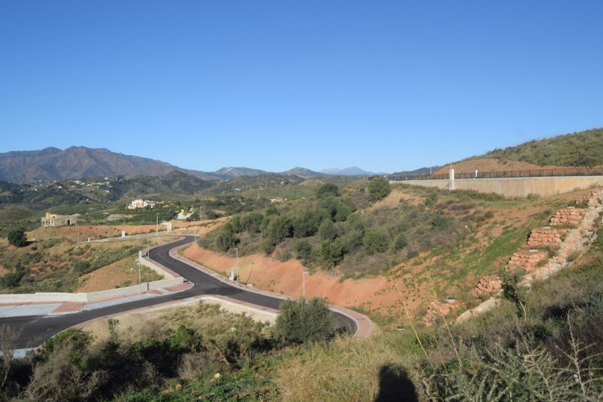 Se vende Terreno Urbano  en Costa Del Sol, Málaga, España