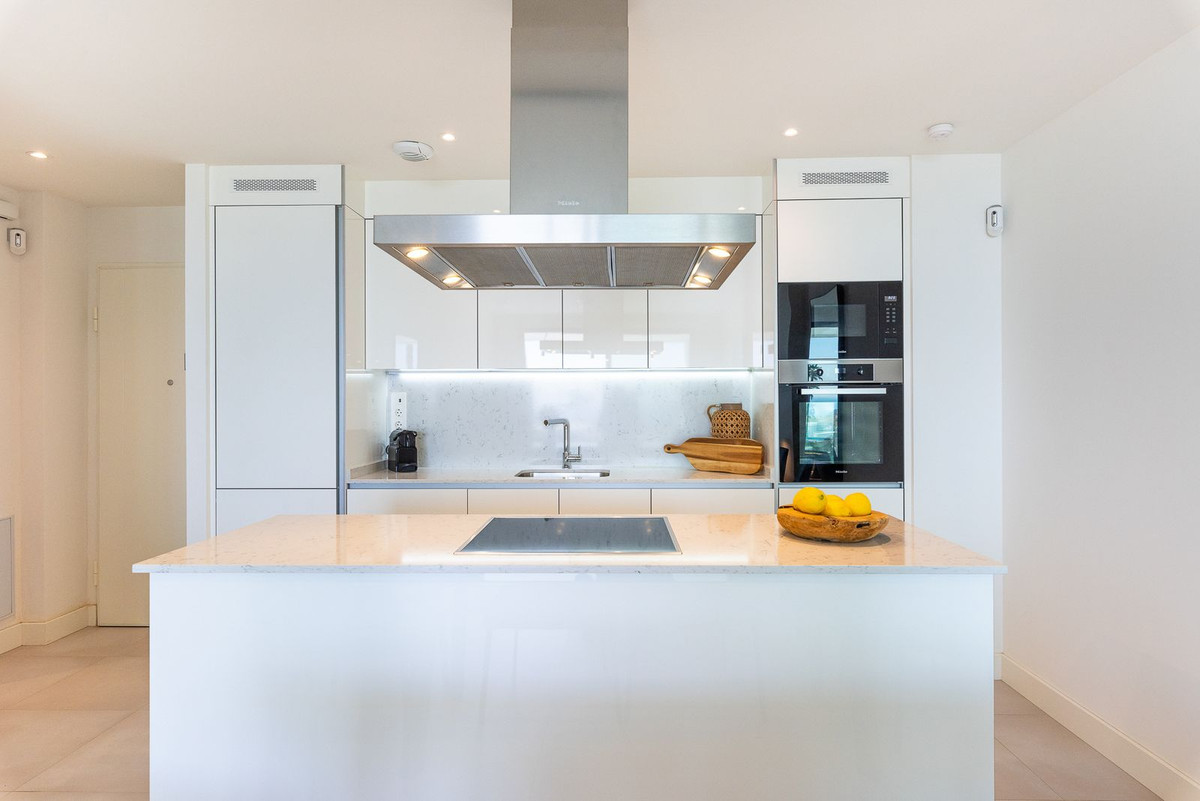 2 Bed Apartment for sale in Mijas Costa Del Sol, Málaga, Spain