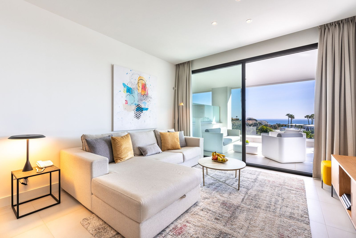 2 Bed Apartment for sale in Mijas Costa Del Sol, Málaga, Spain