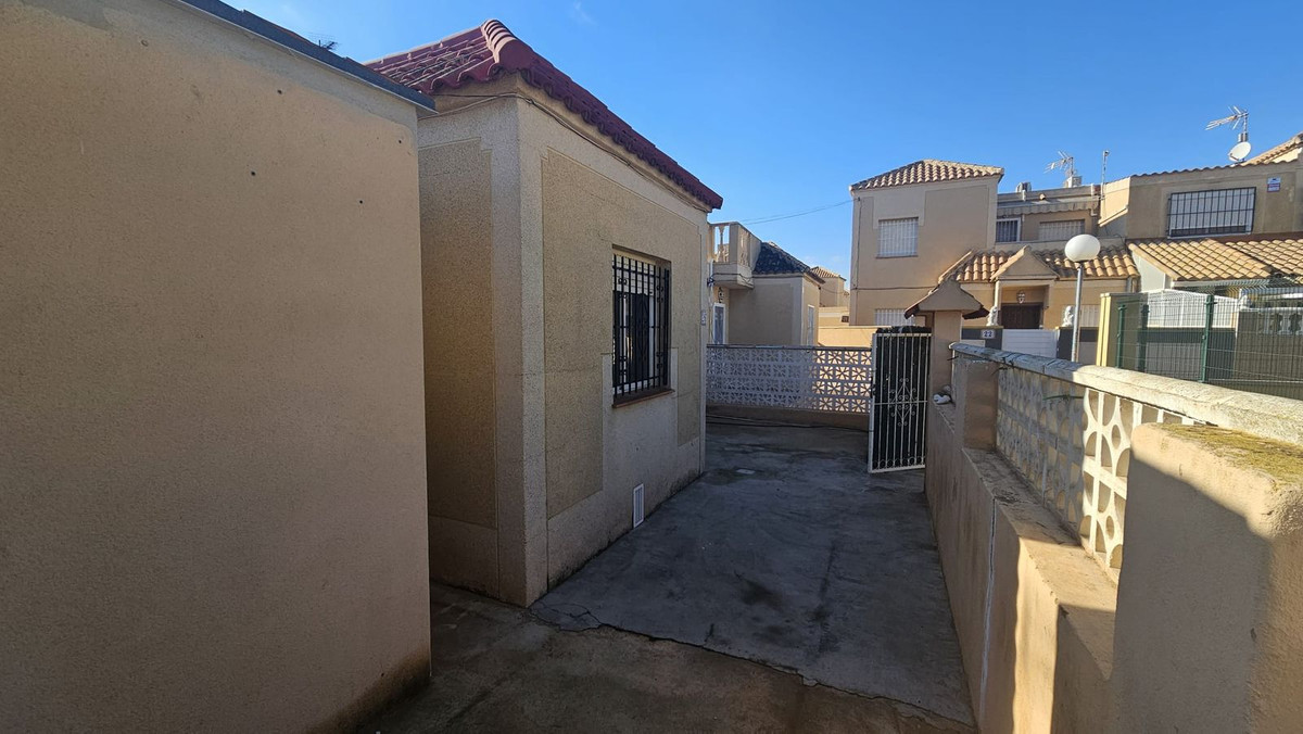 2 Bed Townhouse for sale in Torrevieja Costa Blanca, Alicante, Spain