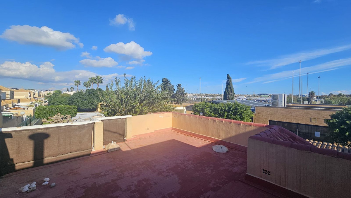 2 Bed Townhouse for sale in Torrevieja Costa Blanca, Alicante, Spain