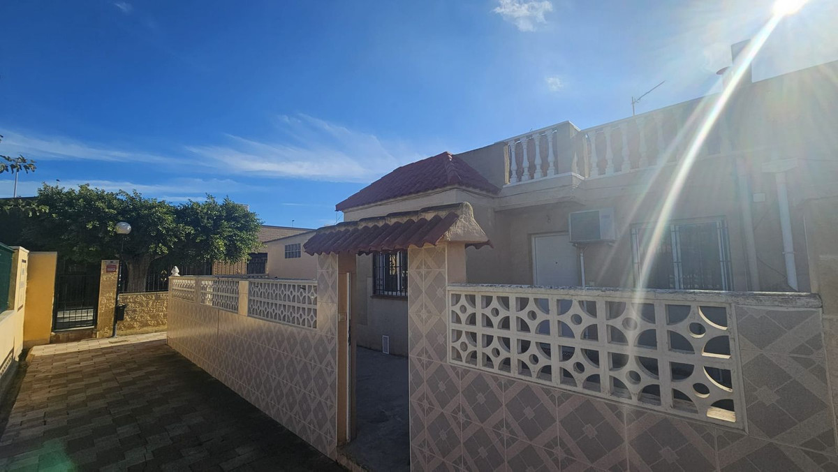 2 Bed Townhouse for sale in Torrevieja Costa Blanca, Alicante, Spain